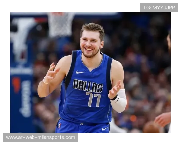 东契奇突破造犯规，湖人末节掌控比赛节奏